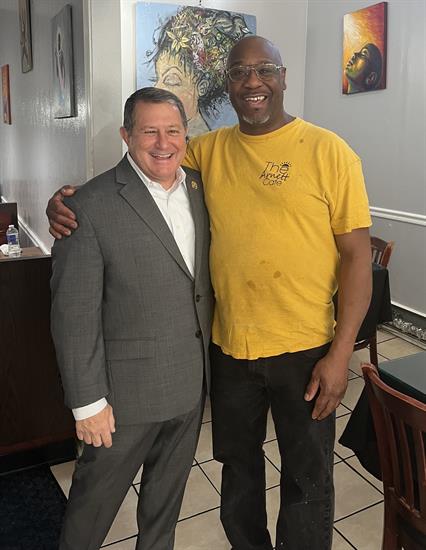 Congressman Morelle poses with the team at Arnette Cafe