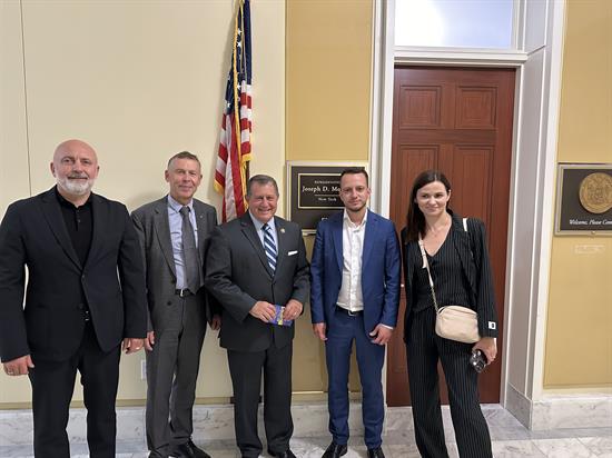 Congressman Morelle stands with representatives of the Ukrainian Parliament