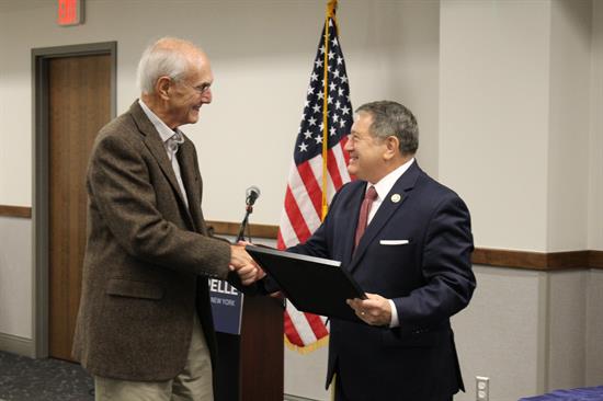 Congressman Morelle shakes hands with Vietnam Veteran Honoree