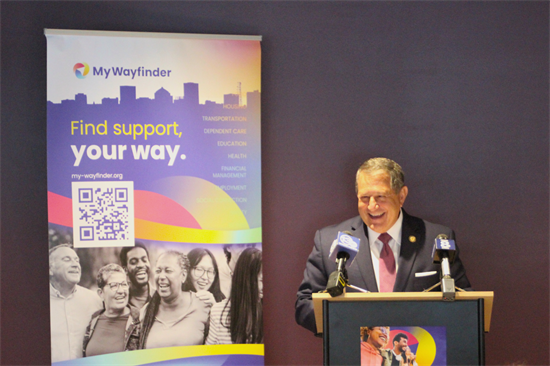 Congressman Morelle speaks at a podium