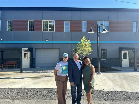 Congressman Morelle tours connected communities Neighborhood HUB.