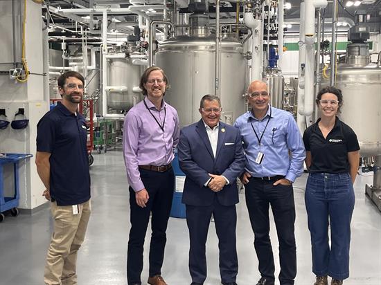 Congressman Morelle poses with leadership at Greenlight Biosciences