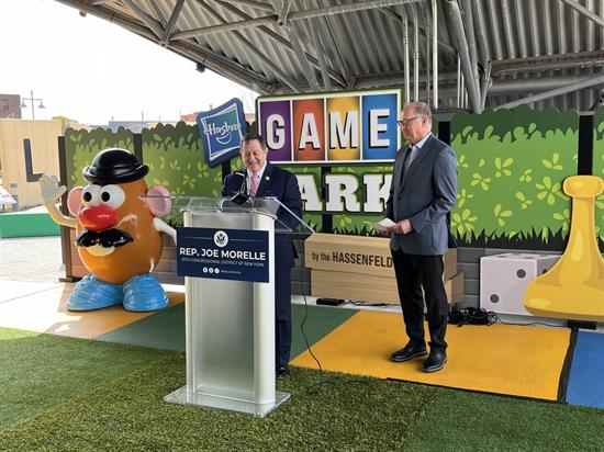 Congressman Morelle speaks at the Strong National Museum of Play.